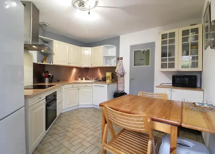 Pattes Et Compagnie Vittel